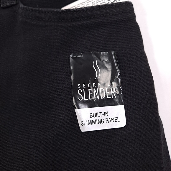 St. John's Bay Women's Black Denim Bermuda Shorts Secretly Slender Plus - Sz 20W - Picture 5 of 7